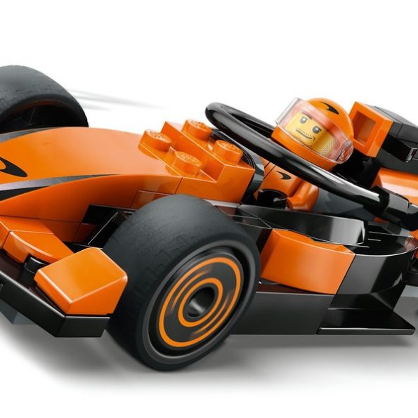Lego- City 60442 F1 Driver with McLaren Race Car