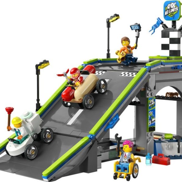 Lego- City 60460 No Limits: Race Car Ramp Track